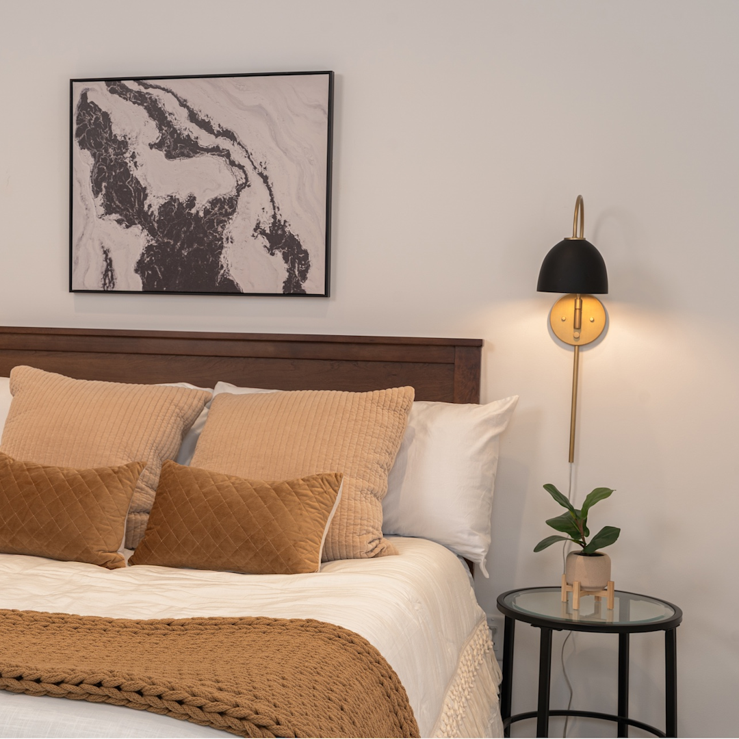 Erling 1 Light Large 7 Inch Pin up Sconce