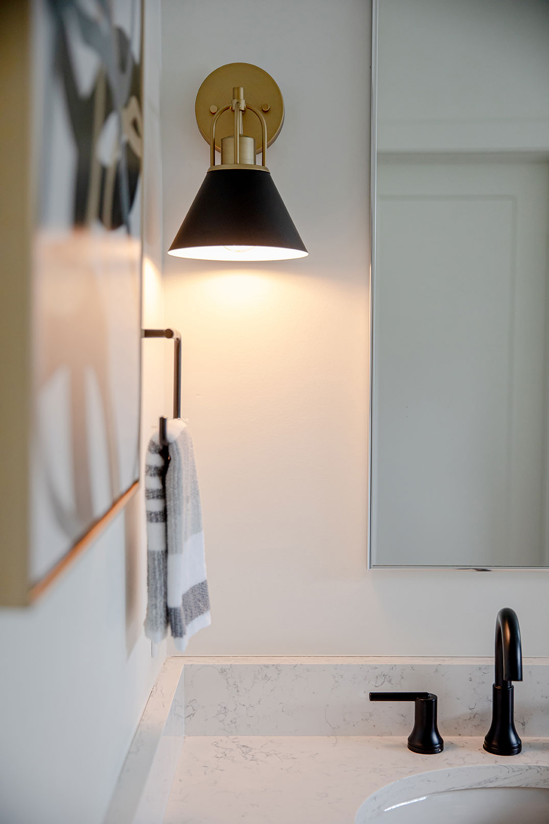 Carrington Isle 1 Light Sconce