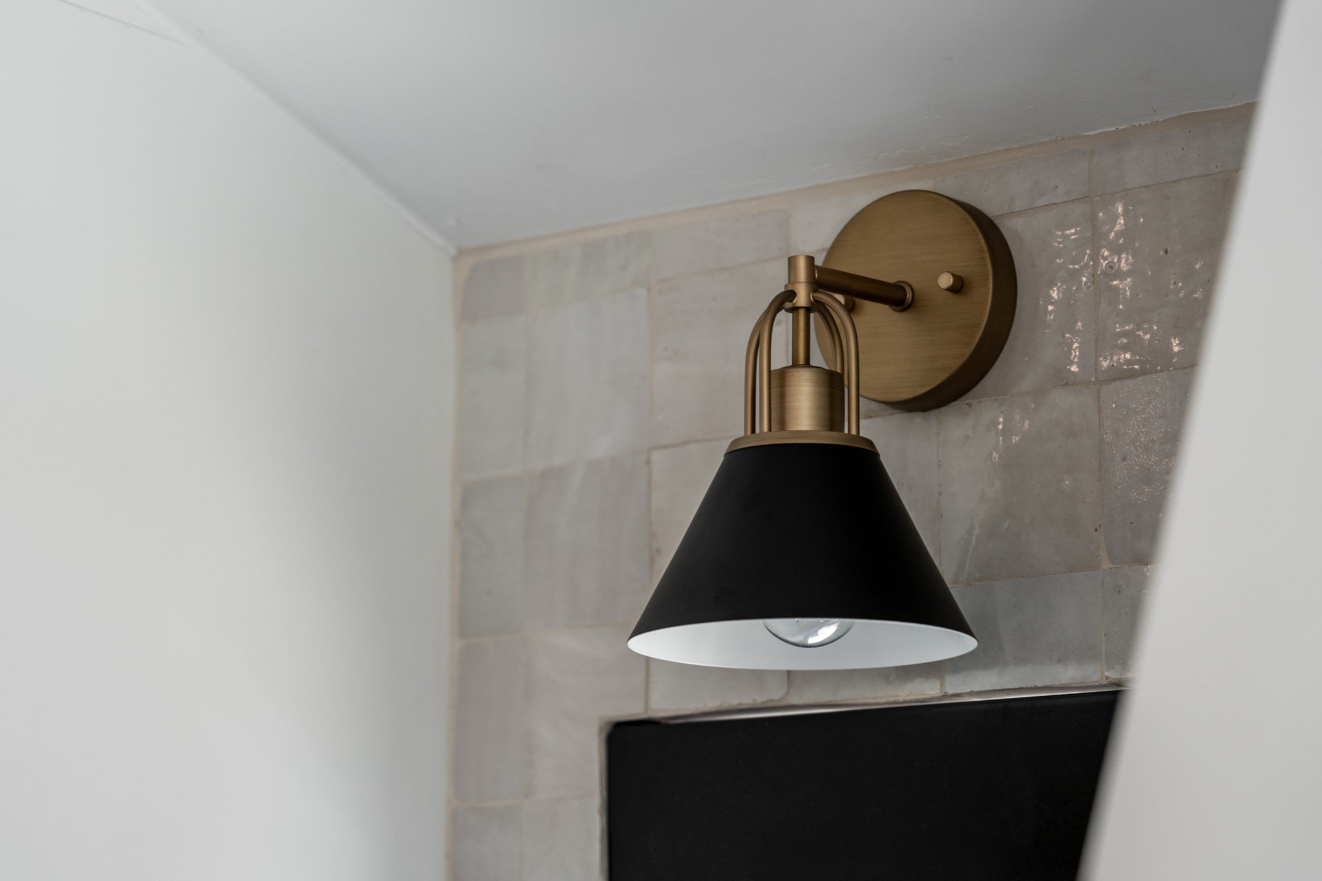 Carrington Isle 1 Light Sconce