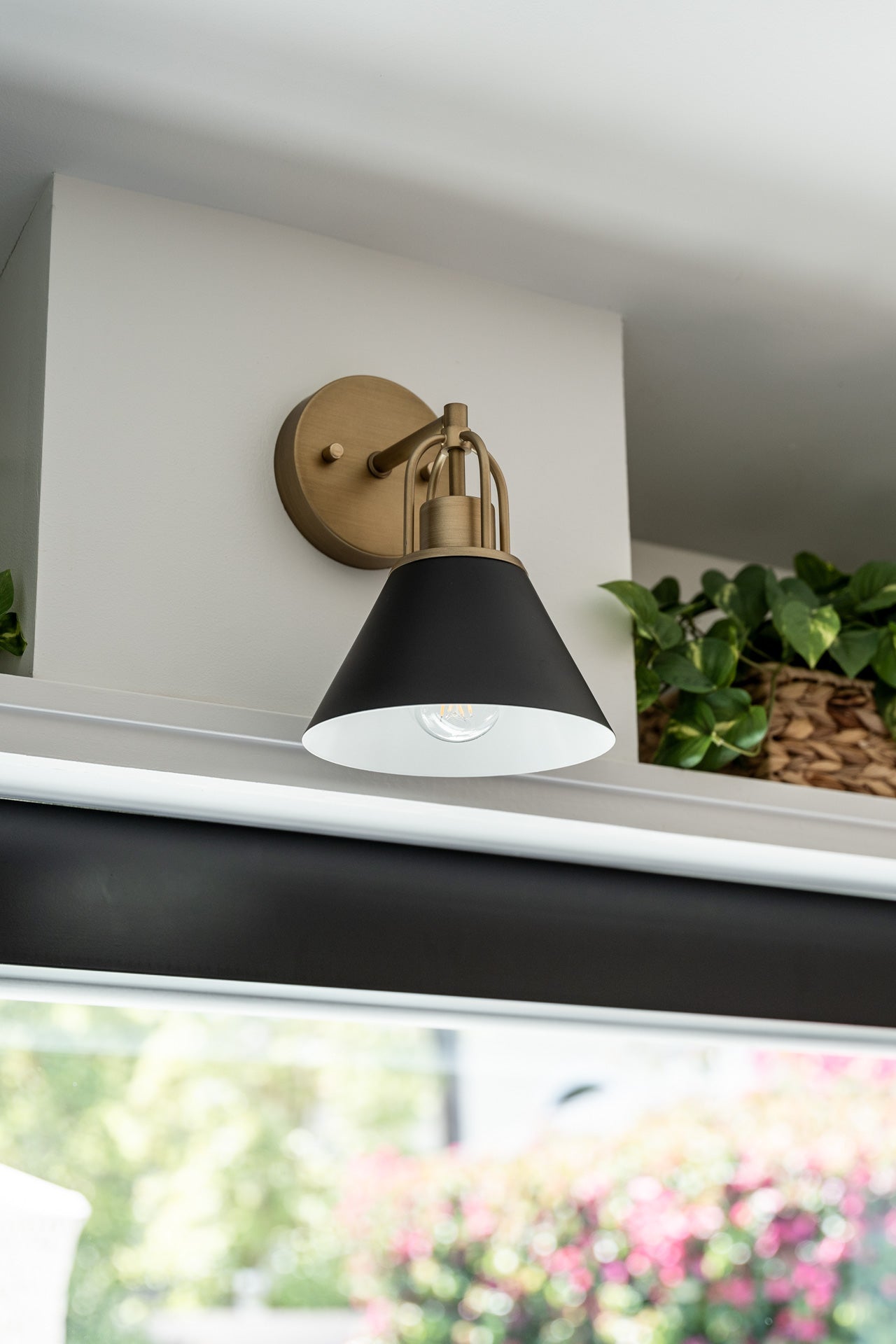 Carrington Isle 1 Light Sconce