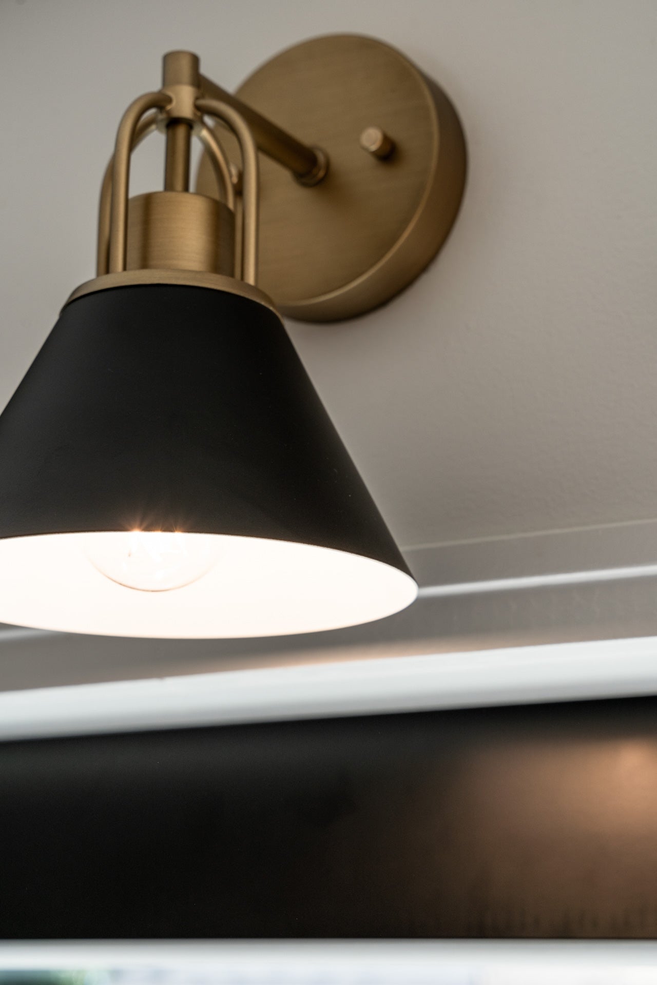 Carrington Isle 1 Light Sconce