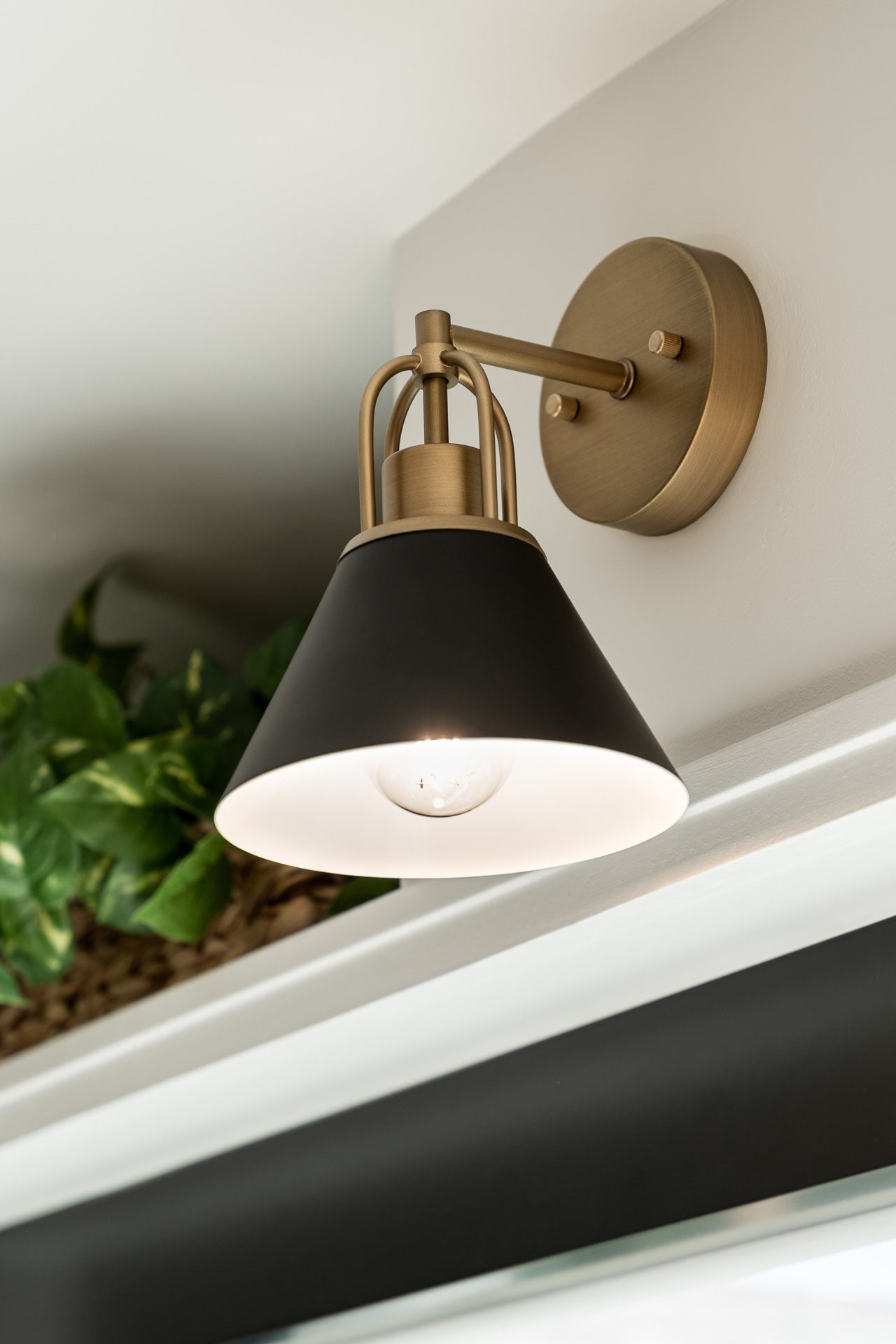 Carrington Isle 1 Light Sconce