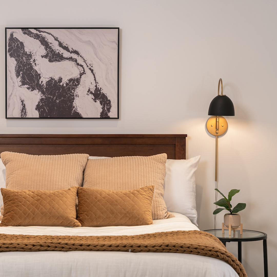 Erling 1 Light Large 7 Inch Pin up Sconce